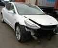 Белый Тесла Модель 3, объемом двигателя 0 л и пробегом 64 тыс. км за 9999 $, фото 3 на Automoto.ua