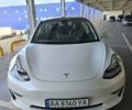 Белый Тесла Модель 3, объемом двигателя 0 л и пробегом 130 тыс. км за 23999 $, фото 2 на Automoto.ua