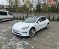 Белый Тесла Модель 3, объемом двигателя 0 л и пробегом 157 тыс. км за 15500 $, фото 1 на Automoto.ua