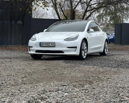 Білий Тесла Модель 3, об'ємом двигуна 0 л та пробігом 64 тис. км за 17500 $, фото 12 на Automoto.ua