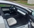Белый Тесла Модель 3, объемом двигателя 0 л и пробегом 124 тыс. км за 15000 $, фото 6 на Automoto.ua
