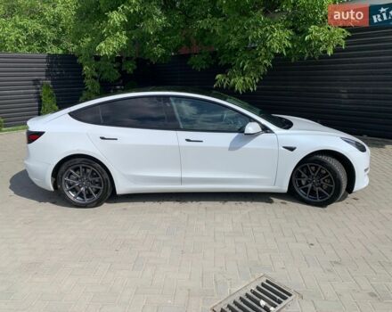 Білий Тесла Модель 3, об'ємом двигуна 0 л та пробігом 74 тис. км за 15500 $, фото 2 на Automoto.ua