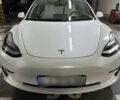 Белый Тесла Модель 3, объемом двигателя 0 л и пробегом 92 тыс. км за 12386 $, фото 1 на Automoto.ua