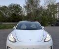 Белый Тесла Модель 3, объемом двигателя 0 л и пробегом 57 тыс. км за 21000 $, фото 1 на Automoto.ua