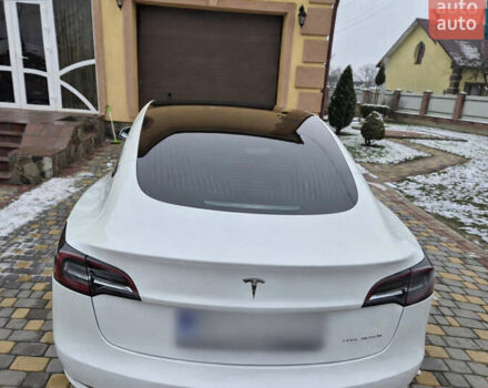 Білий Тесла Модель 3, об'ємом двигуна 0 л та пробігом 87 тис. км за 20700 $, фото 4 на Automoto.ua