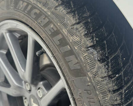 Белый Тесла Модель 3, объемом двигателя 0 л и пробегом 96 тыс. км за 25200 $, фото 12 на Automoto.ua