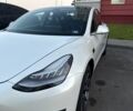 Белый Тесла Модель 3, объемом двигателя 0 л и пробегом 107 тыс. км за 17350 $, фото 16 на Automoto.ua