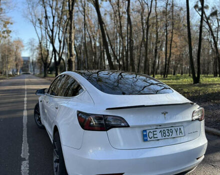 Білий Тесла Модель 3, об'ємом двигуна 0 л та пробігом 103 тис. км за 20500 $, фото 6 на Automoto.ua