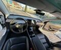 Білий Тесла Модель 3, об'ємом двигуна 0 л та пробігом 102 тис. км за 18500 $, фото 7 на Automoto.ua