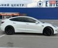 Білий Тесла Модель 3, об'ємом двигуна 0 л та пробігом 393 тис. км за 12200 $, фото 8 на Automoto.ua