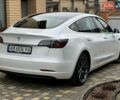Білий Тесла Модель 3, об'ємом двигуна 0 л та пробігом 60 тис. км за 18500 $, фото 9 на Automoto.ua