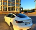 Белый Тесла Модель 3, объемом двигателя 60 л и пробегом 90 тыс. км за 15500 $, фото 11 на Automoto.ua