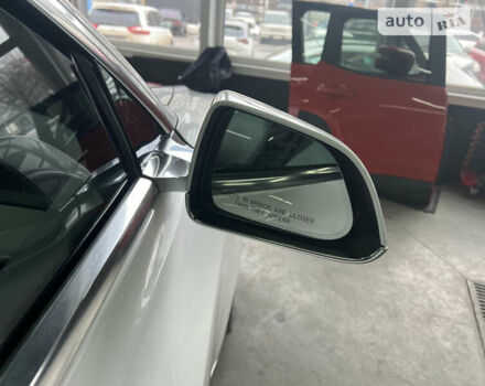 Белый Тесла Модель 3, объемом двигателя 0 л и пробегом 85 тыс. км за 18000 $, фото 12 на Automoto.ua