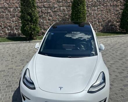 Білий Тесла Модель 3, об'ємом двигуна 0 л та пробігом 104 тис. км за 18500 $, фото 23 на Automoto.ua