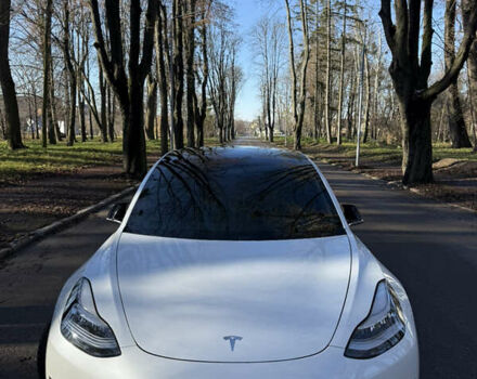 Білий Тесла Модель 3, об'ємом двигуна 0 л та пробігом 103 тис. км за 20500 $, фото 5 на Automoto.ua