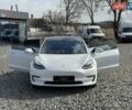 Белый Тесла Модель 3, объемом двигателя 0 л и пробегом 130 тыс. км за 17950 $, фото 42 на Automoto.ua