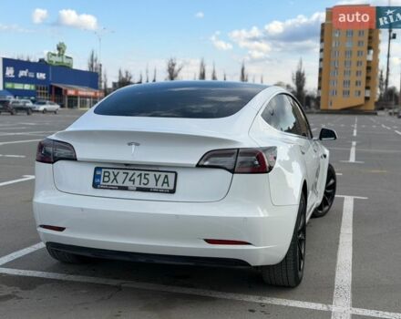Белый Тесла Модель 3, объемом двигателя 0 л и пробегом 392 тыс. км за 12800 $, фото 5 на Automoto.ua