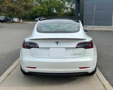 Білий Тесла Модель 3, об'ємом двигуна 0 л та пробігом 35 тис. км за 6900 $, фото 6 на Automoto.ua