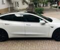 Белый Тесла Модель 3, объемом двигателя 0 л и пробегом 105 тыс. км за 21000 $, фото 1 на Automoto.ua