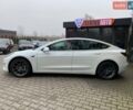 Белый Тесла Модель 3, объемом двигателя 0 л и пробегом 65 тыс. км за 18000 $, фото 4 на Automoto.ua