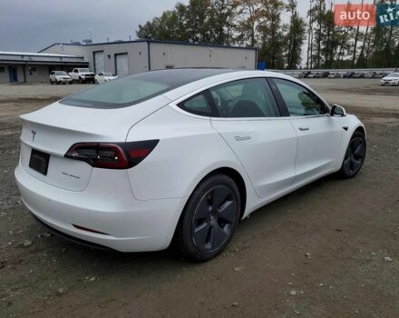 Белый Тесла Модель 3, объемом двигателя 0 л и пробегом 72 тыс. км за 5500 $, фото 2 на Automoto.ua