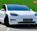 Білий Тесла Модель 3, об'ємом двигуна 0 л та пробігом 65 тис. км за 20500 $, фото 1 на Automoto.ua