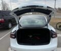 Белый Тесла Модель 3, объемом двигателя 0 л и пробегом 68 тыс. км за 16900 $, фото 11 на Automoto.ua
