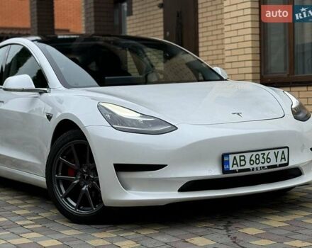 Білий Тесла Модель 3, об'ємом двигуна 0 л та пробігом 60 тис. км за 18500 $, фото 14 на Automoto.ua