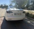 Белый Тесла Модель 3, объемом двигателя 0 л и пробегом 130 тыс. км за 17012 $, фото 11 на Automoto.ua