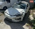 Белый Тесла Модель 3, объемом двигателя 0 л и пробегом 170 тыс. км за 7000 $, фото 1 на Automoto.ua