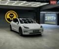 Білий Тесла Модель 3, об'ємом двигуна 0 л та пробігом 102 тис. км за 17900 $, фото 2 на Automoto.ua