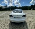 Белый Тесла Модель 3, объемом двигателя 0 л и пробегом 100 тыс. км за 17600 $, фото 38 на Automoto.ua
