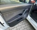 Белый Тесла Модель 3, объемом двигателя 0 л и пробегом 99 тыс. км за 23000 $, фото 18 на Automoto.ua