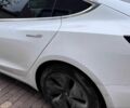Белый Тесла Модель 3, объемом двигателя 0 л и пробегом 104 тыс. км за 17900 $, фото 17 на Automoto.ua