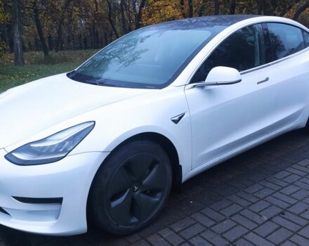 Белый Тесла Модель 3, объемом двигателя 0 л и пробегом 51 тыс. км за 16000 $, фото 11 на Automoto.ua