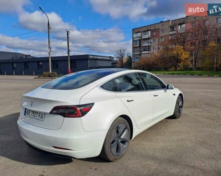 Білий Тесла Модель 3, об'ємом двигуна 0 л та пробігом 81 тис. км за 16500 $, фото 6 на Automoto.ua