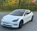 Белый Тесла Модель 3, объемом двигателя 0 л и пробегом 125 тыс. км за 17700 $, фото 3 на Automoto.ua