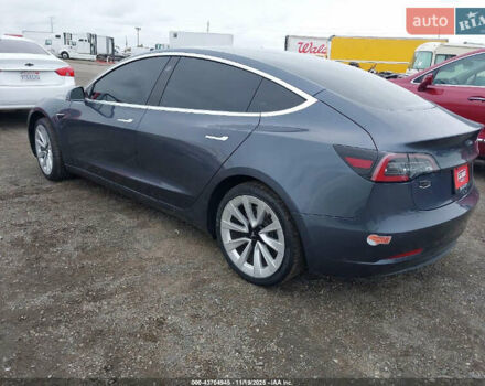 Білий Тесла Модель 3, об'ємом двигуна 0 л та пробігом 100 тис. км за 6000 $, фото 2 на Automoto.ua