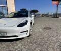 Білий Тесла Модель 3, об'ємом двигуна 0 л та пробігом 109 тис. км за 18000 $, фото 1 на Automoto.ua
