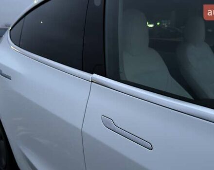 Білий Тесла Модель 3, об'ємом двигуна 0 л та пробігом 160 тис. км за 16000 $, фото 20 на Automoto.ua