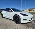 Белый Тесла Модель 3, объемом двигателя 0 л и пробегом 156 тыс. км за 18499 $, фото 1 на Automoto.ua
