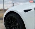 Белый Тесла Модель 3, объемом двигателя 0 л и пробегом 68 тыс. км за 17300 $, фото 5 на Automoto.ua