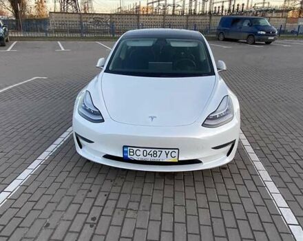 Белый Тесла Модель 3, объемом двигателя 0 л и пробегом 101 тыс. км за 19400 $, фото 1 на Automoto.ua