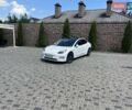 Белый Тесла Модель 3, объемом двигателя 0 л и пробегом 98 тыс. км за 18500 $, фото 12 на Automoto.ua