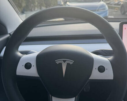 Білий Тесла Модель 3, об'ємом двигуна 0 л та пробігом 63 тис. км за 21000 $, фото 4 на Automoto.ua