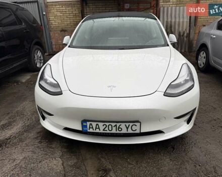Білий Тесла Модель 3, об'ємом двигуна 0 л та пробігом 58 тис. км за 23000 $, фото 2 на Automoto.ua