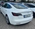 Белый Тесла Модель 3, объемом двигателя 66 л и пробегом 66 тыс. км за 26500 $, фото 2 на Automoto.ua
