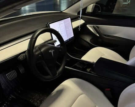 Белый Тесла Модель 3, объемом двигателя 0 л и пробегом 120 тыс. км за 19900 $, фото 11 на Automoto.ua
