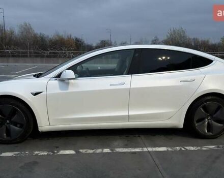 Білий Тесла Модель 3, об'ємом двигуна 0 л та пробігом 160 тис. км за 16000 $, фото 5 на Automoto.ua