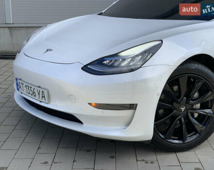 Тесла Модель 3 2020 у Івано-Франківську на Automoto.ua Білий Тесла Модель 3, об'ємом двигуна 0 л та пробігом 145 тис. км за 14850 $, фото 45 на Automoto.ua